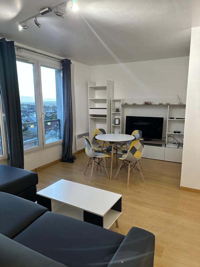 Cosy Appartement With Free Parking A Paris Вилжуиф Екстериор снимка